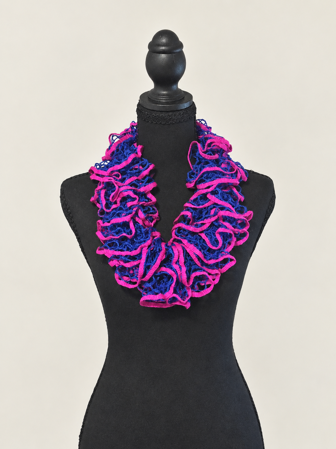 Ruffle Infinity Scarf (Small Loop)